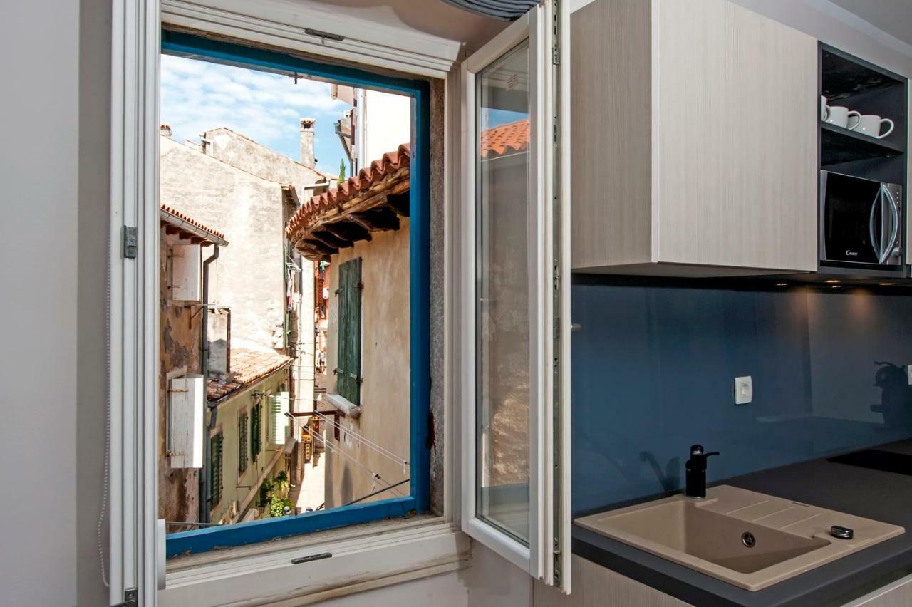 Harmony In Blue Apartment